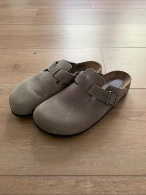 Birkenstock Taupe Suede Clogs (41)